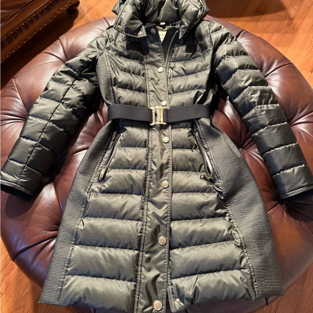 Burberry puffer coat-New without tags